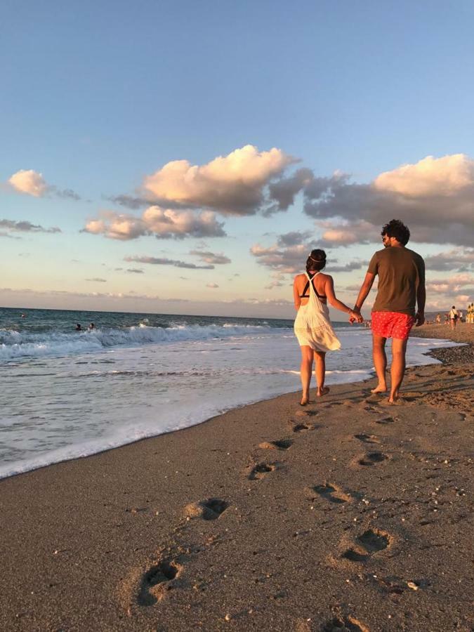 Apartmán Relax Due Passi Dal Mare Spadafora Exteriér fotografie